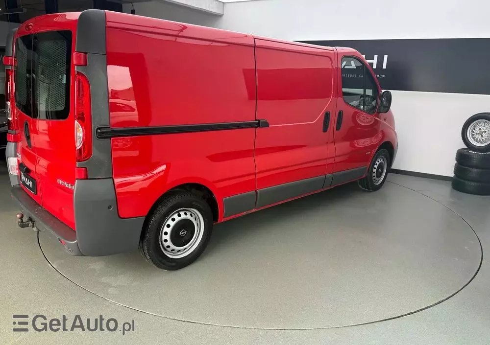 OPEL VIVARO 