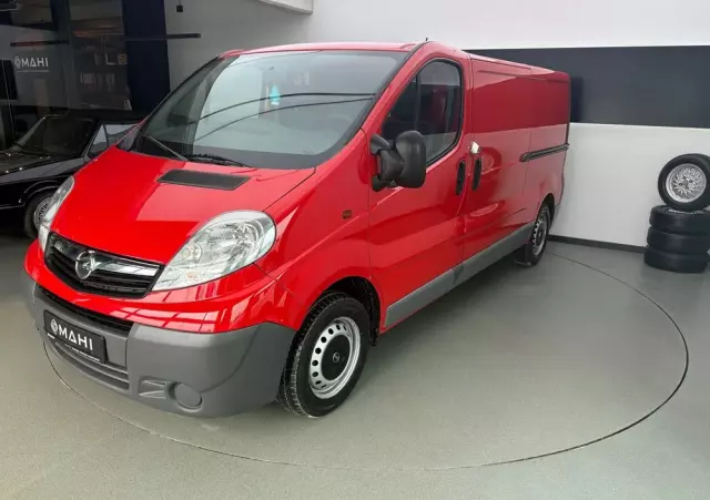 OPEL VIVARO 