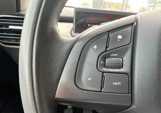 CITROËN C4 Cactus BlueHDi 100 Stop&Start Business Class