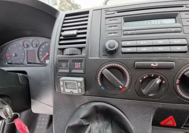 VOLKSWAGEN Transporter 4x4 4Motion 