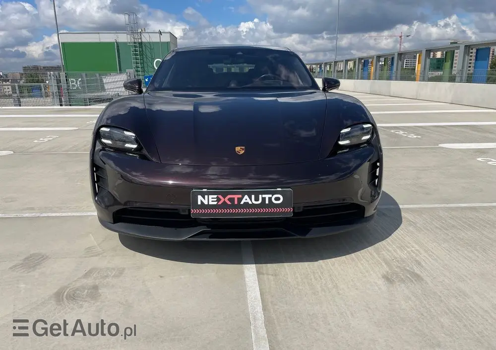 PORSCHE Taycan 4S Performance Plus