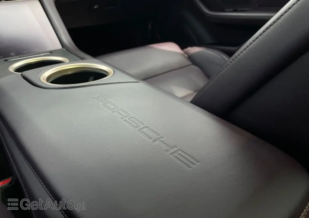 PORSCHE Taycan 4S Performance Plus