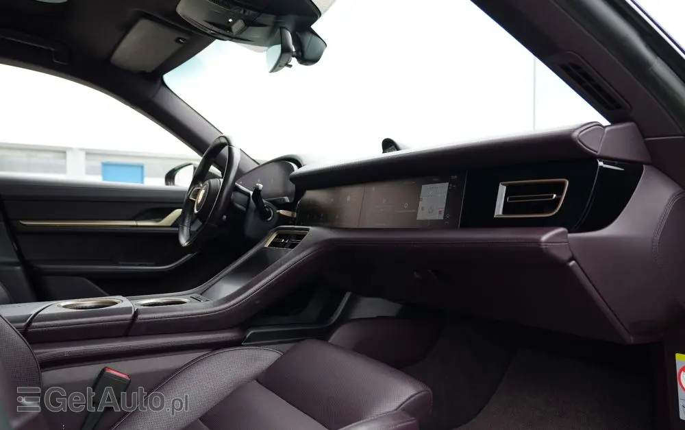 PORSCHE Taycan 4S Performance Plus