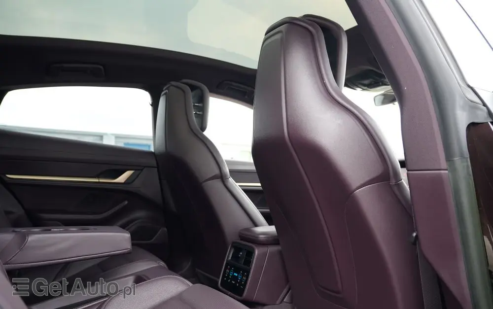 PORSCHE Taycan 4S Performance Plus