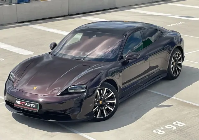 PORSCHE Taycan 4S Performance Plus