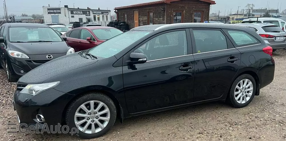 TOYOTA Auris 1.4 D-4D