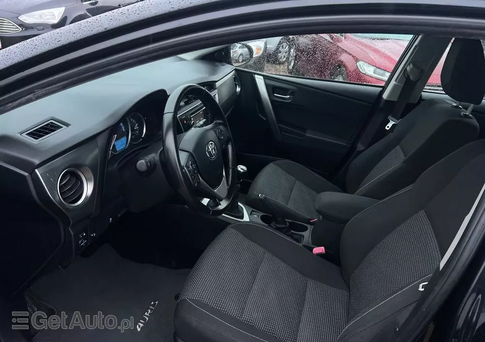TOYOTA Auris 1.4 D-4D