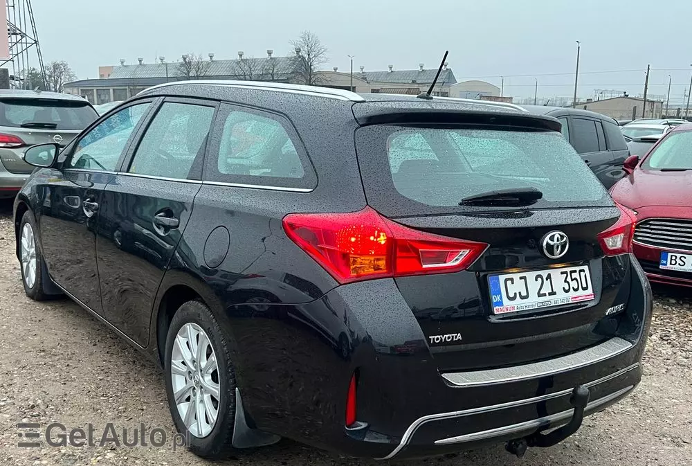 TOYOTA Auris 1.4 D-4D