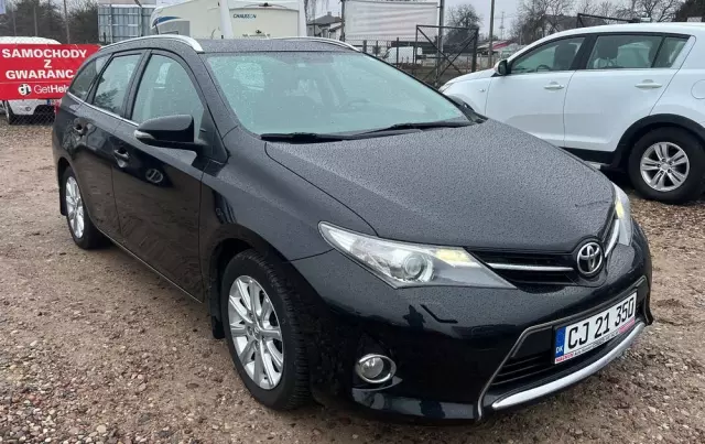 TOYOTA Auris 1.4 D-4D