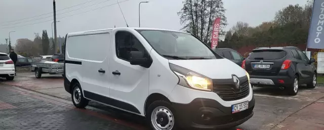 RENAULT Trafic 