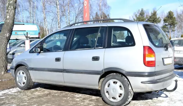 OPEL Zafira 