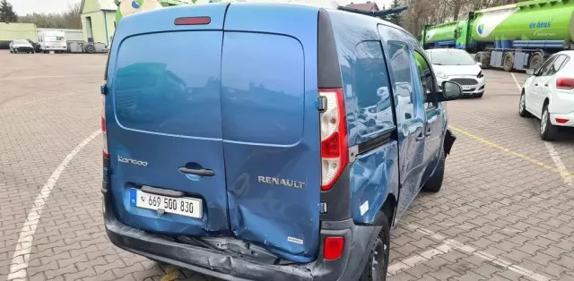 RENAULT Kangoo 