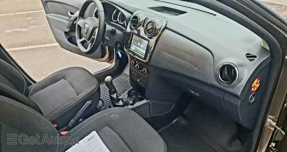 DACIA Sandero 1.0 SCe Laureate