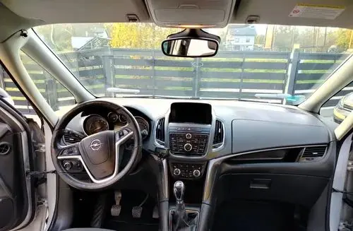 OPEL Zafira 