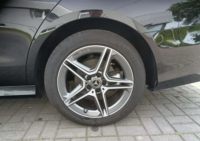 MERCEDES-BENZ Klasa E 