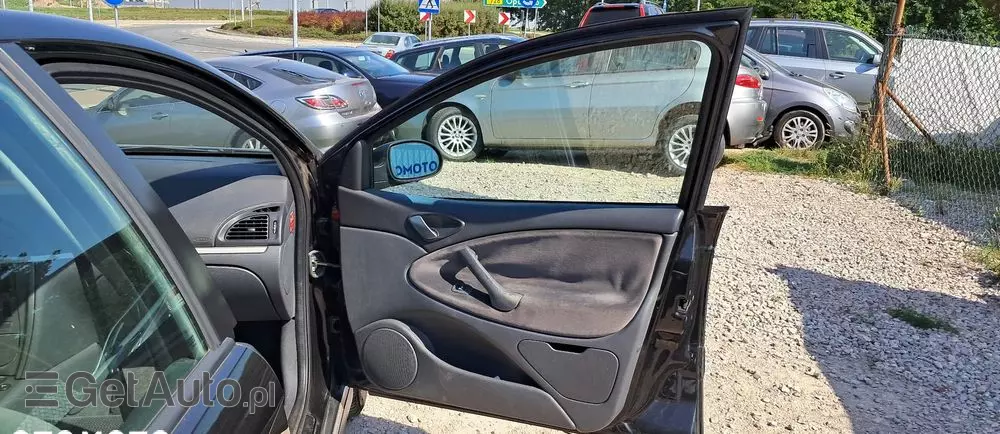 CITROËN C5 2.0i 16V Dynamique