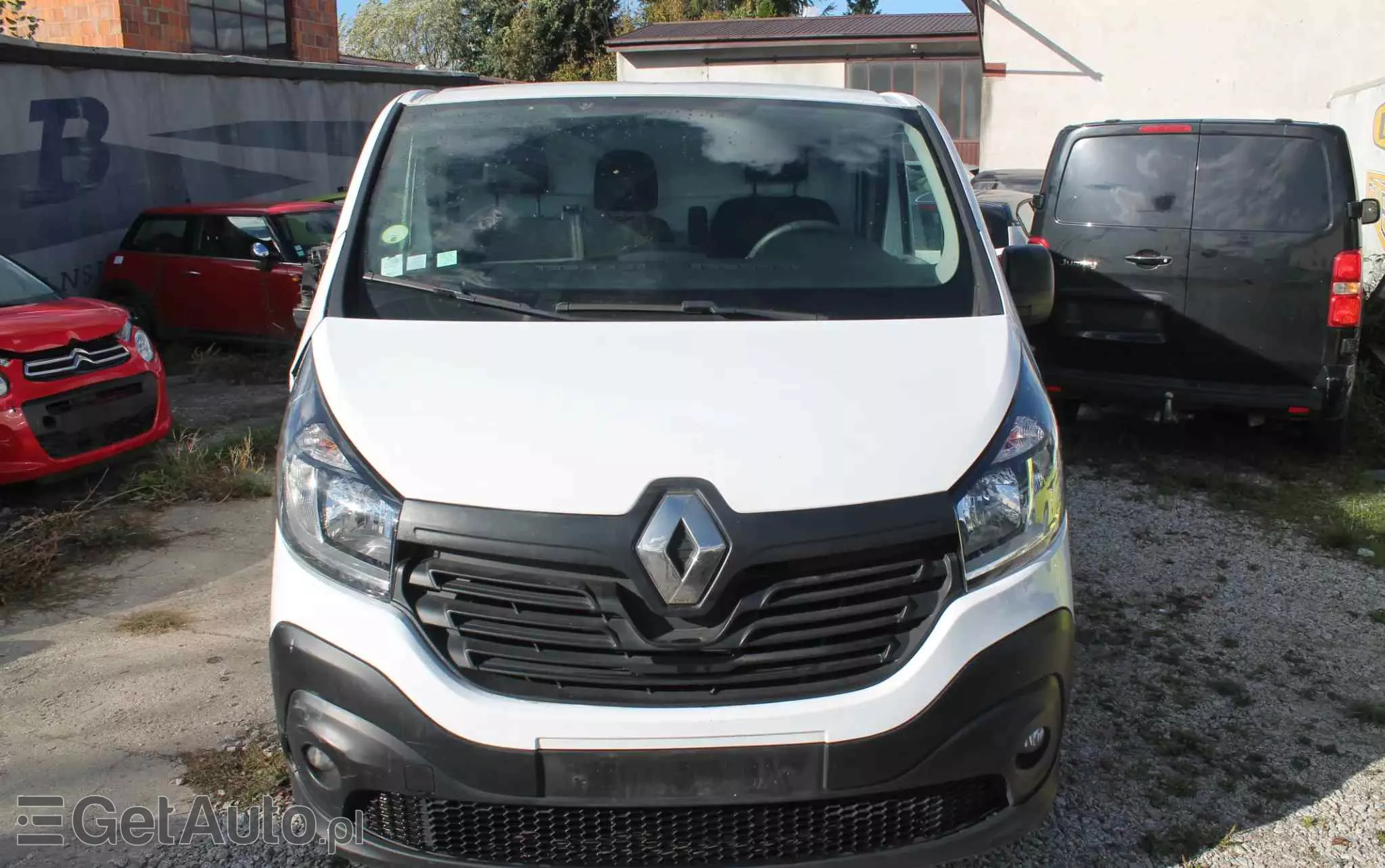 RENAULT Trafic 
