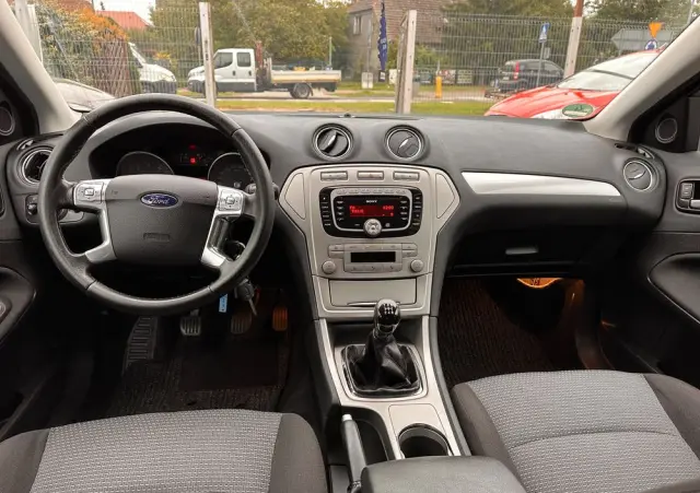 FORD Mondeo 1.6 Ambiente