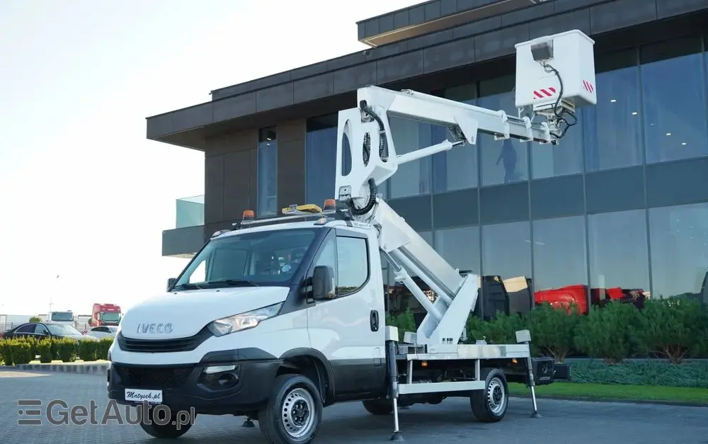 IVECO DAILY 35-120 / ZWYŻKA / PODNOŚNIK KOSZOWY  20 METRÓW / 4 PODPORY / MANUAL / 2017 