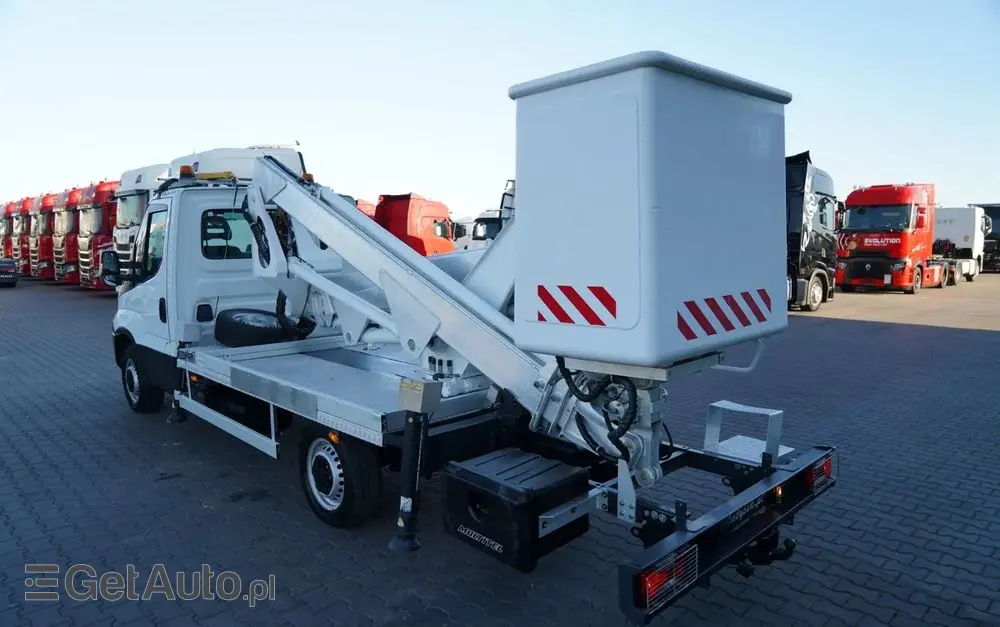 IVECO DAILY 35-120 / ZWYŻKA / PODNOŚNIK KOSZOWY  20 METRÓW / 4 PODPORY / MANUAL / 2017 