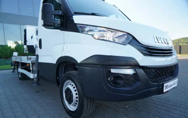 IVECO DAILY 35-120 / ZWYŻKA / PODNOŚNIK KOSZOWY  20 METRÓW / 4 PODPORY / MANUAL / 2017 