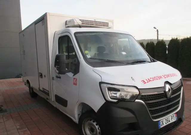 RENAULT Master 