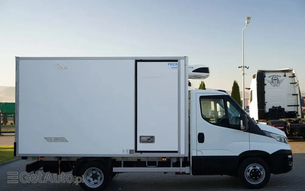 IVECO DAILY 35-130 / CHŁODNIA / AGREGAT CARRIER PULSOR 400 / - 