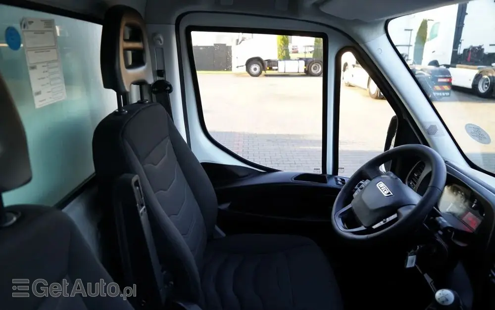 IVECO DAILY 35-130 / CHŁODNIA / AGREGAT CARRIER PULSOR 400 / - 