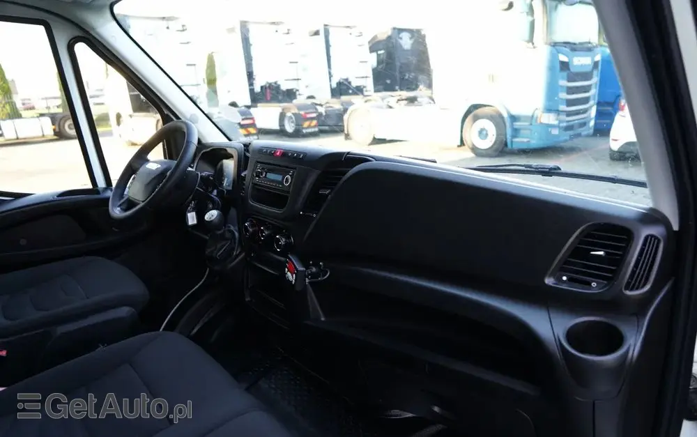 IVECO DAILY 35-130 / CHŁODNIA / AGREGAT CARRIER PULSOR 400 / - 