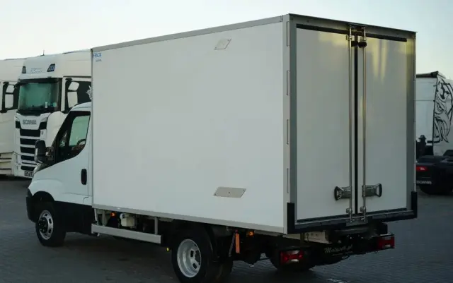 IVECO DAILY 35-130 / CHŁODNIA / AGREGAT CARRIER PULSOR 400 / - 