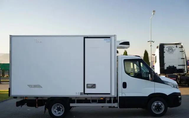 IVECO DAILY 35-130 / CHŁODNIA / AGREGAT CARRIER PULSOR 400 / - 