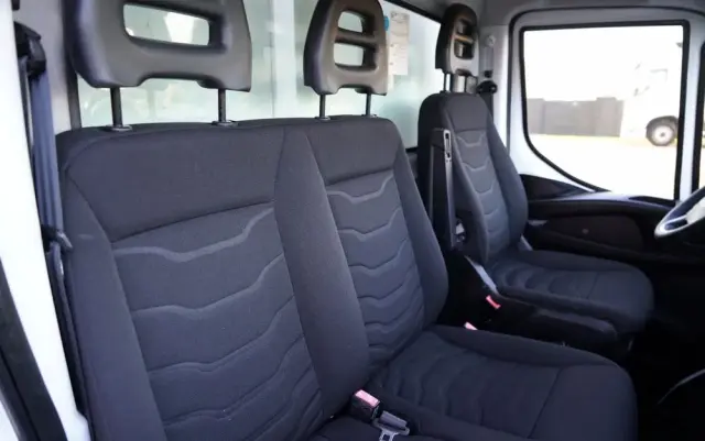 IVECO DAILY 35-130 / CHŁODNIA / AGREGAT CARRIER PULSOR 400 / - 