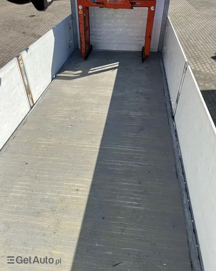 MAN 26.460 TGX skrzyniowy z HDS ATLAS 165.2, 518 t.km. 