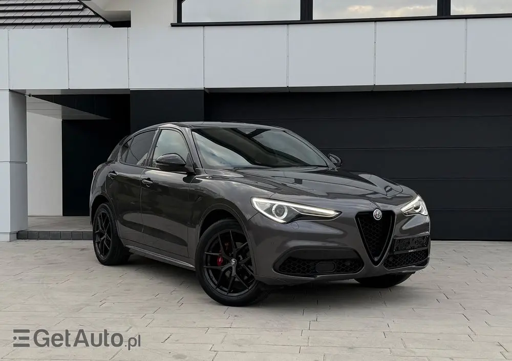 ALFA ROMEO Stelvio 2.0 Turbo 16V AT8-Q4 Veloce