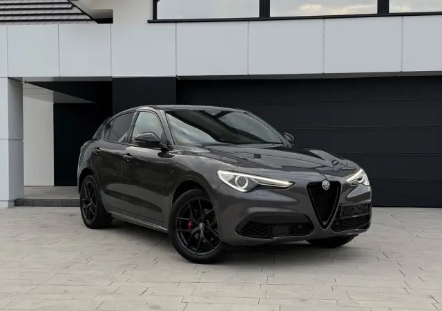 ALFA ROMEO Stelvio 2.0 Turbo 16V AT8-Q4 Veloce