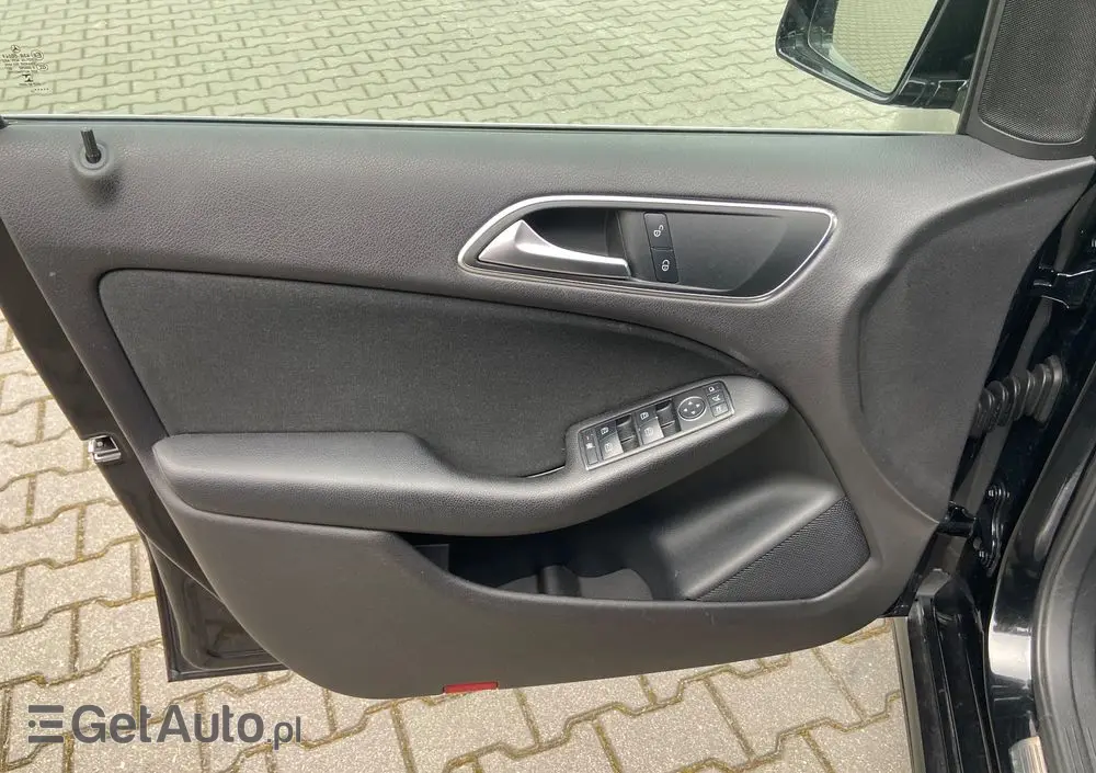MERCEDES-BENZ Klasa B 180 CDI