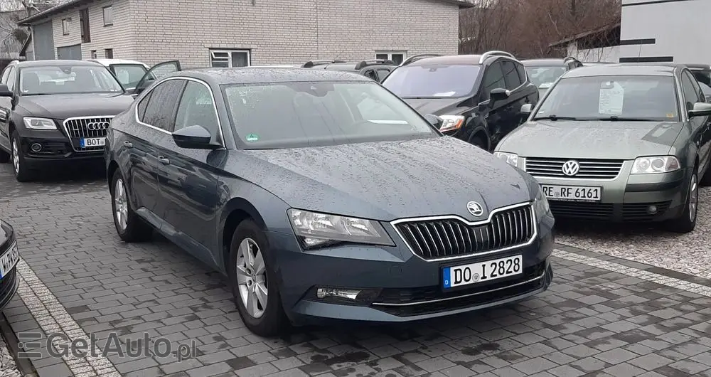 SKODA Superb 1.4 TSI ACT DSG Active