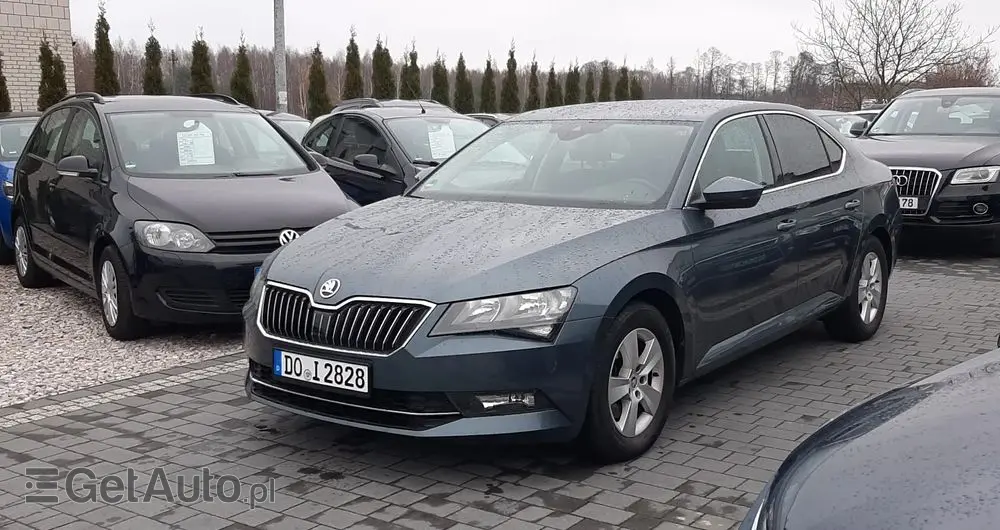SKODA Superb 1.4 TSI ACT DSG Active