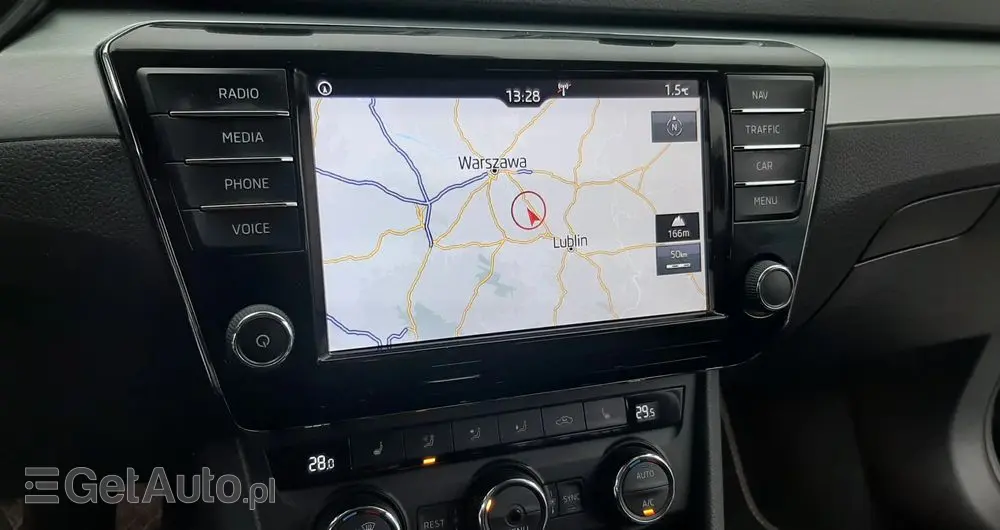 SKODA Superb 1.4 TSI ACT DSG Active