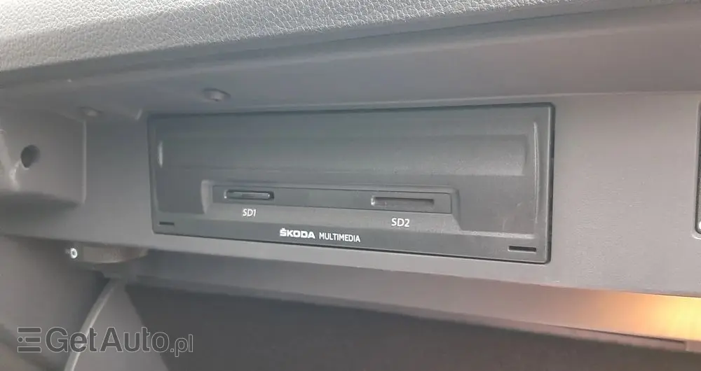 SKODA Superb 1.4 TSI ACT DSG Active