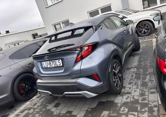TOYOTA C-HR 2.0 Hybrid Style