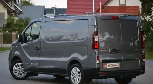RENAULT Trafic 