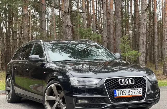 AUDI A4 