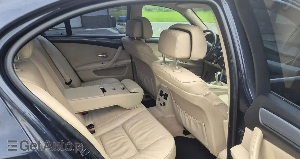 BMW Seria 5 520d Edition Fleet