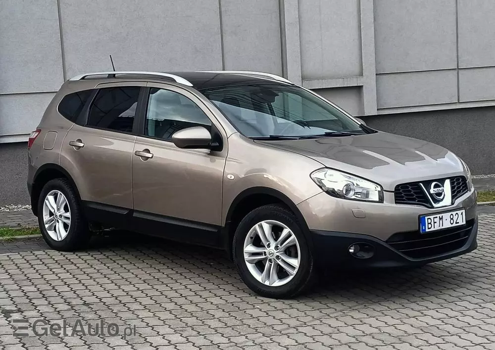NISSAN Qashqai+2 2.0 Tekna