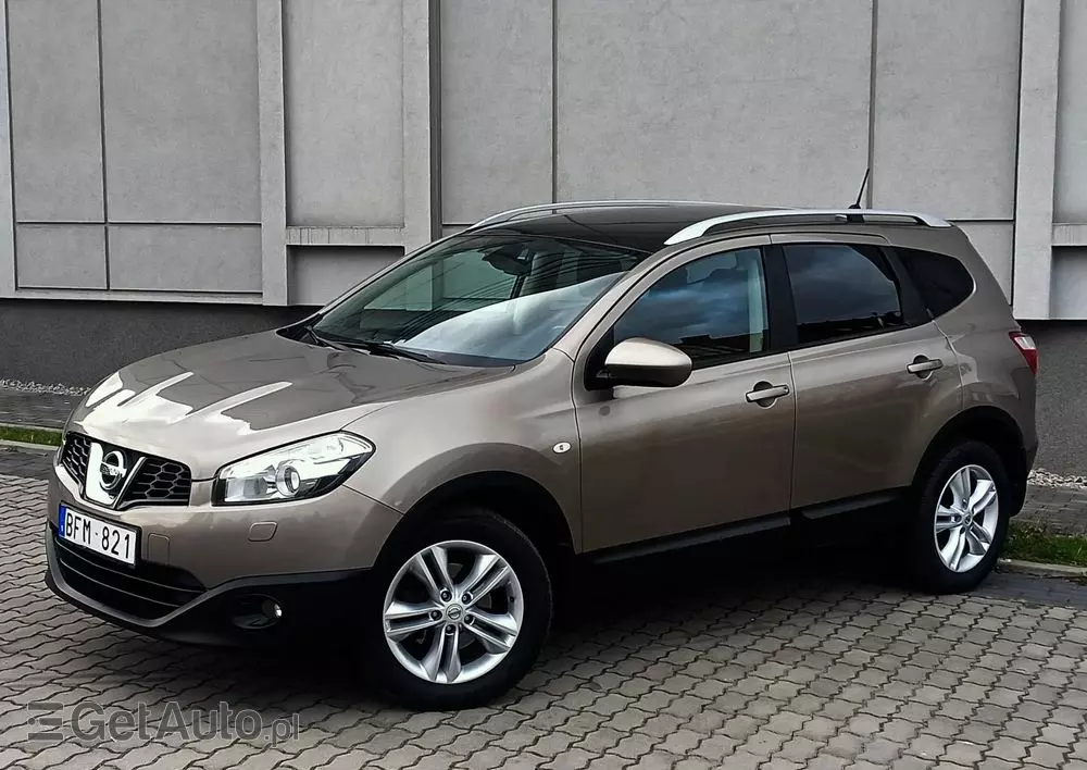 NISSAN Qashqai+2 2.0 Tekna