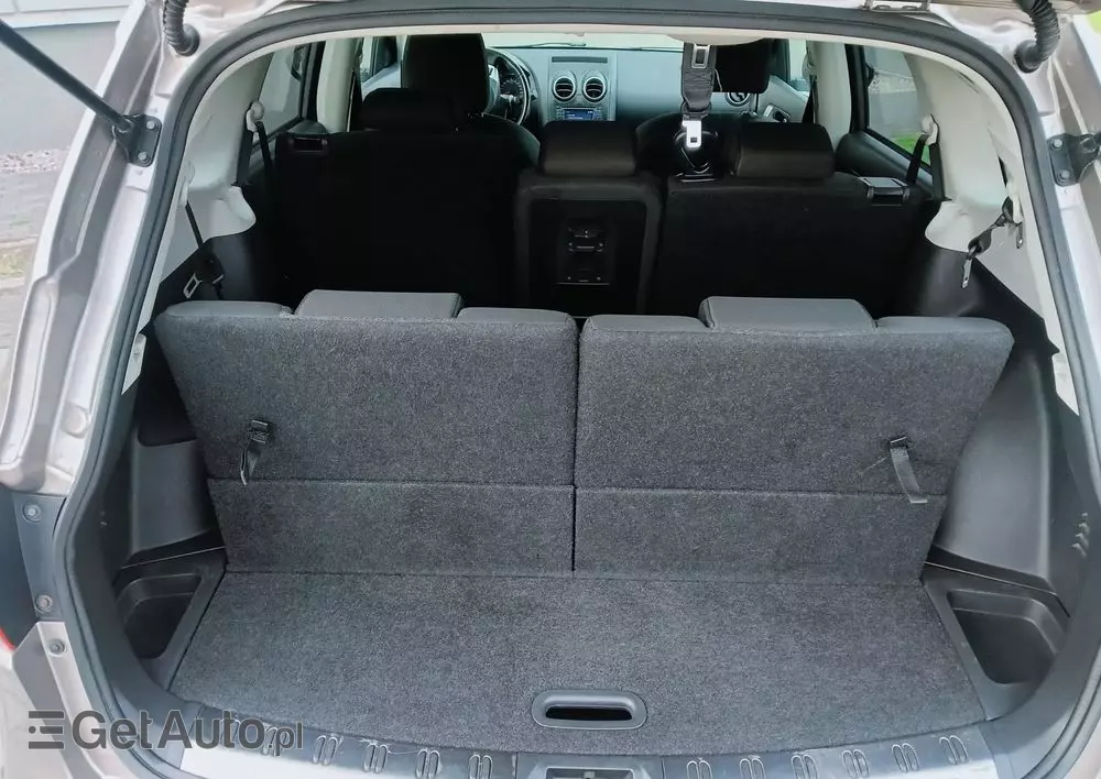 NISSAN Qashqai+2 2.0 Tekna