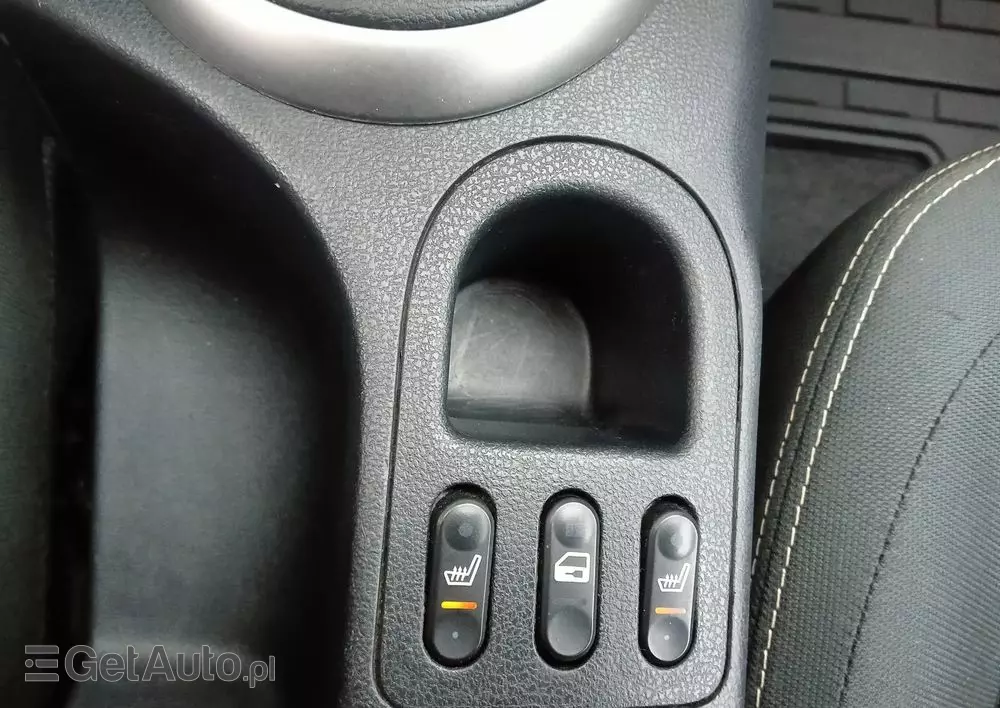 NISSAN Qashqai+2 2.0 Tekna