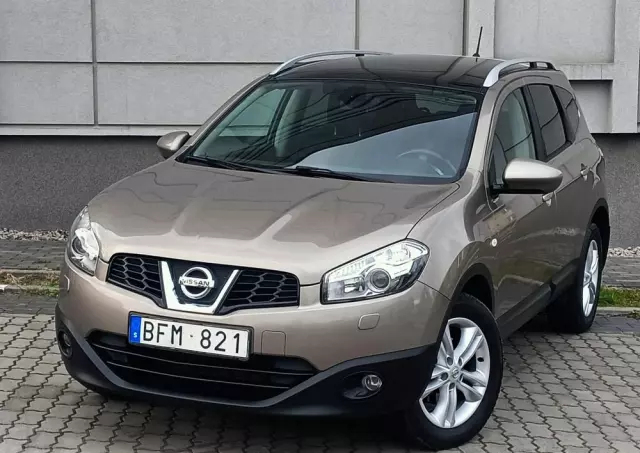 NISSAN Qashqai+2 2.0 Tekna
