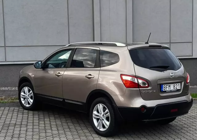 NISSAN Qashqai+2 2.0 Tekna